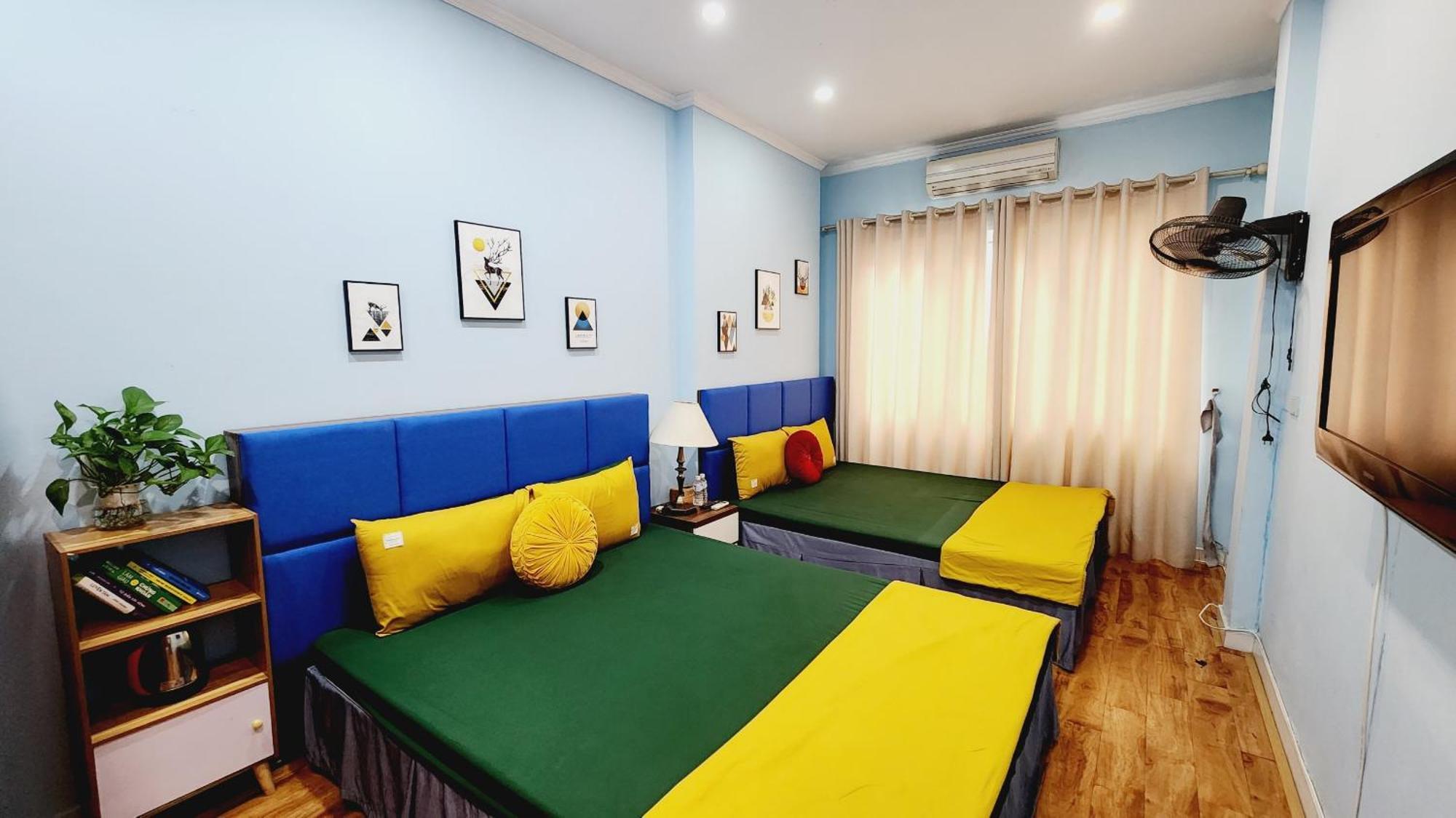 Hanoi Cozy Homestay Long Bien Exterior photo